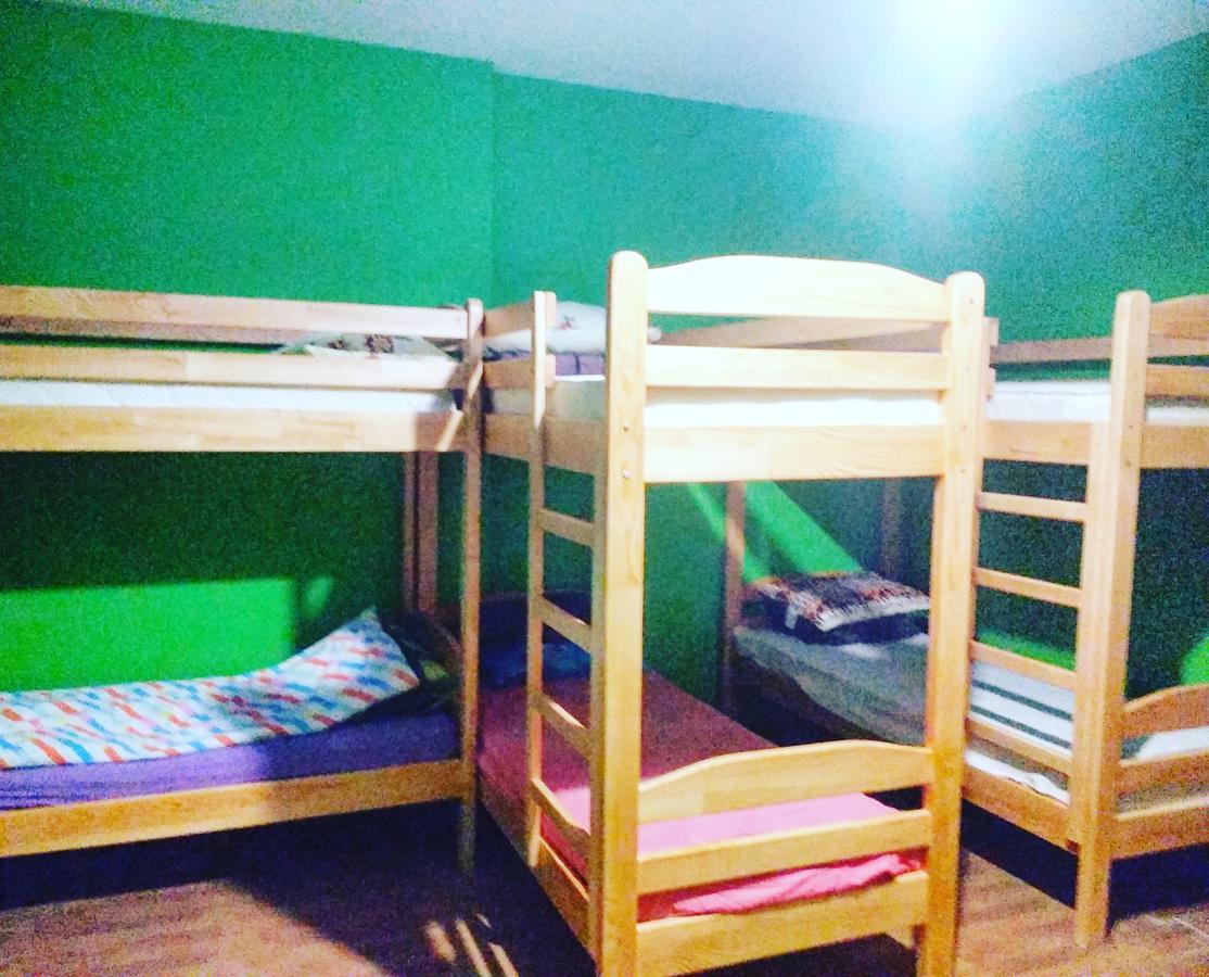 Yourhostel Saperka Kyiv Eksteriør billede